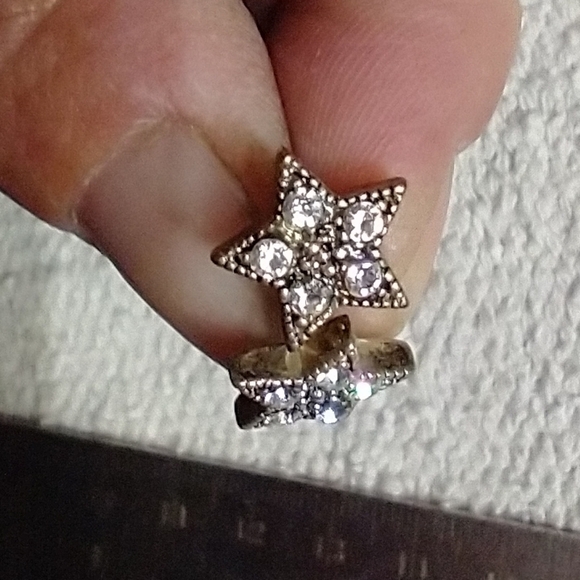 Silvertone crystal 🔮 star ⭐ ✨ post earrings - Picture 5 of 5
